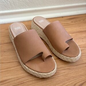 Eileen Fisher Tarry Espadrille Wedge Slide in Cognac